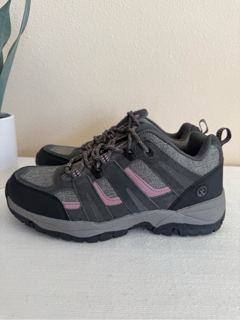 New Northside Women's Gray and Pink Suede Trail Hiking Sneakers